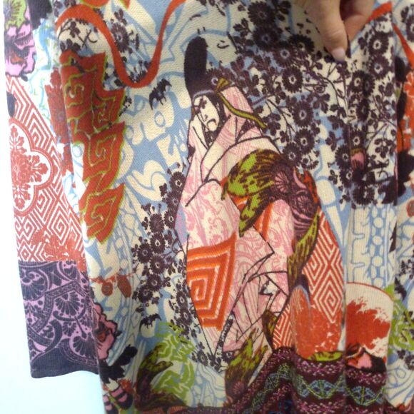 LARK RISING 100% Merino Wool Floral/Asian Vampire Printed Cardigan Wrap M - Picture 3 of 12